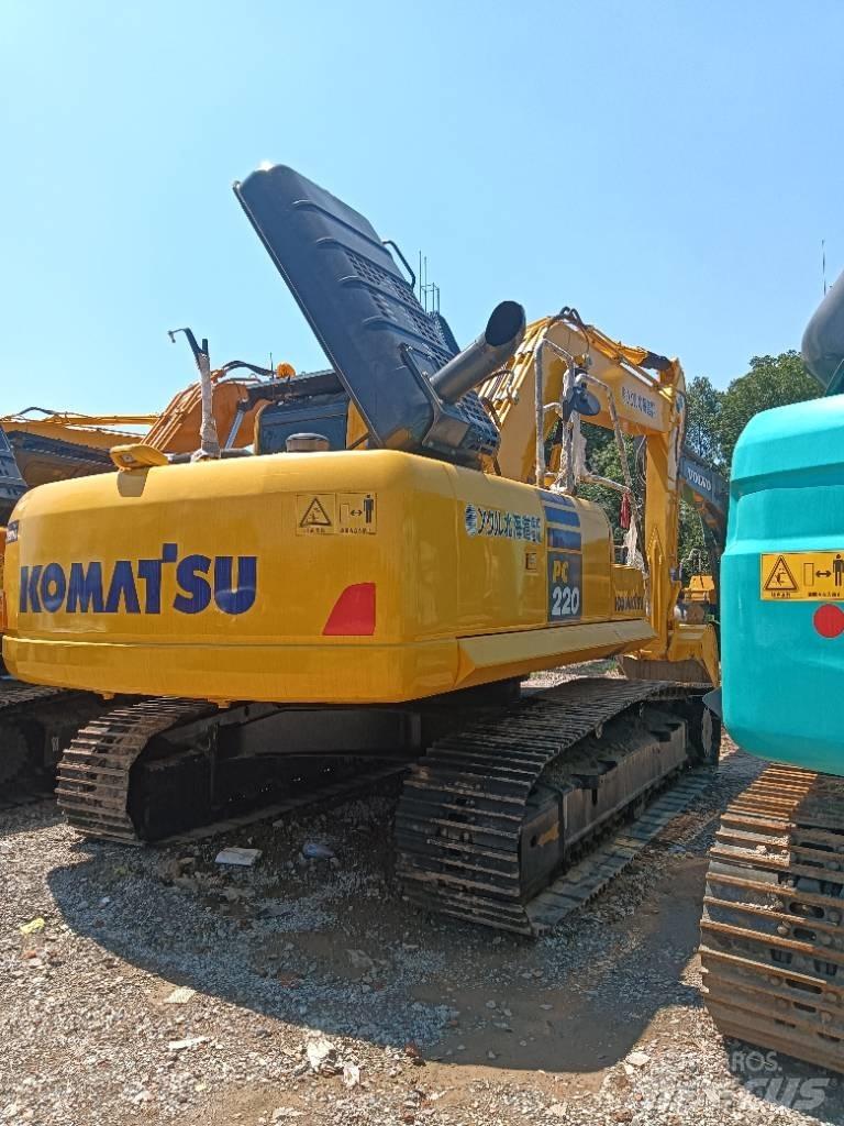 Komatsu PC 220 Bandgrävare