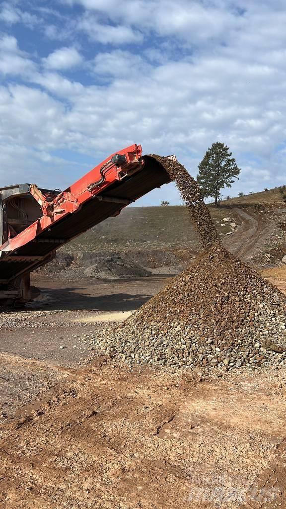 Sandvik QI240 Mobila krossar