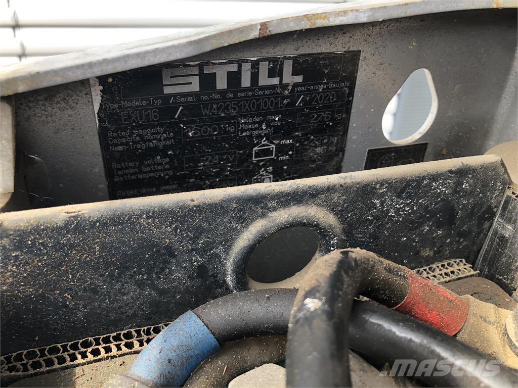 Still EXU16 Staplare-led