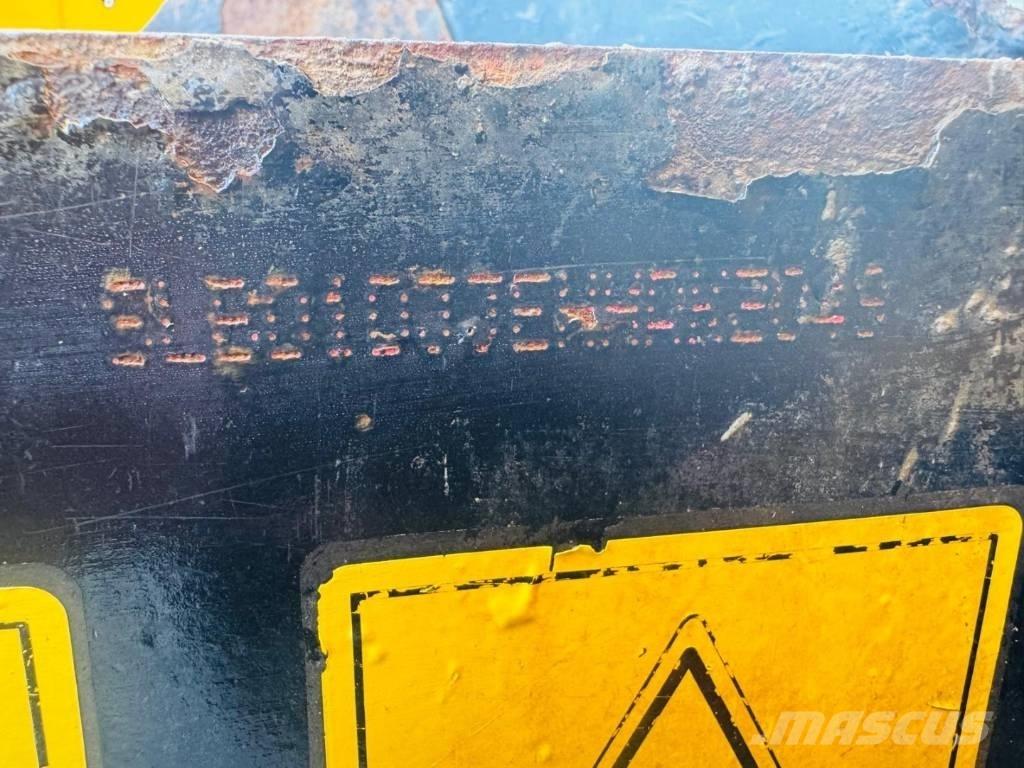 JCB 6 T Minidumprar
