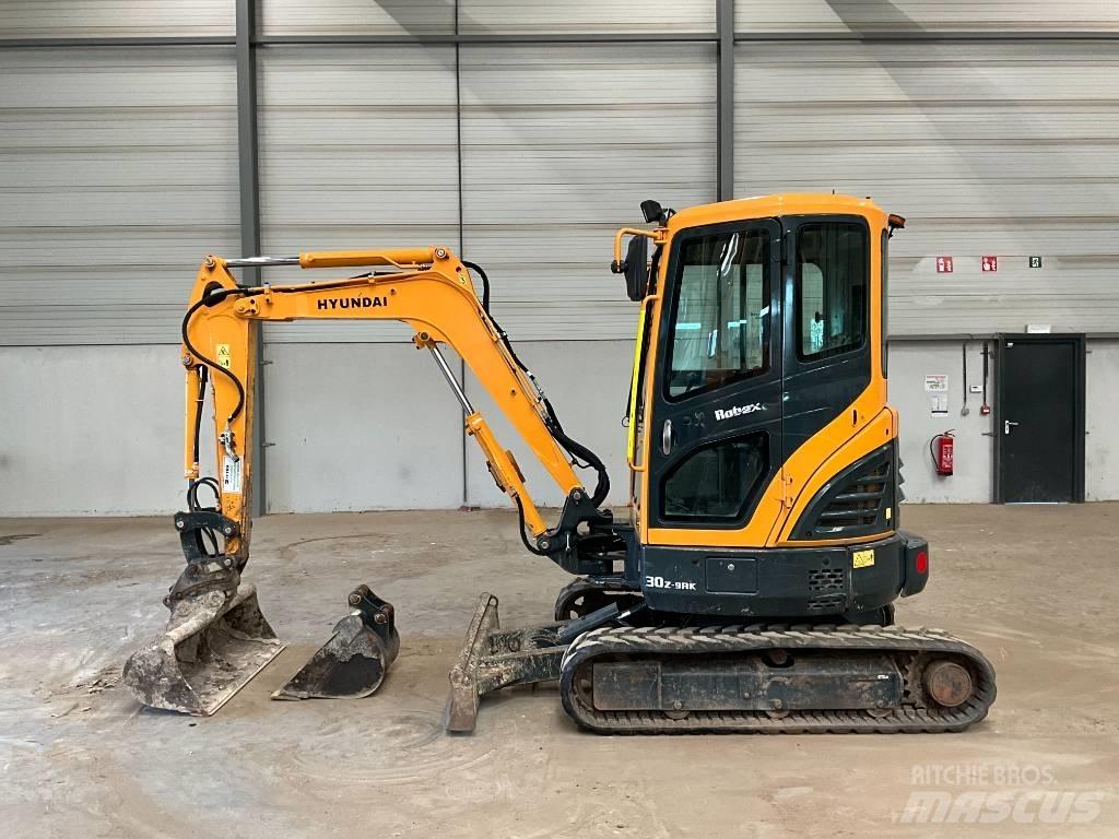 Hyundai R30 Z-9AK Minigrävare < 7t
