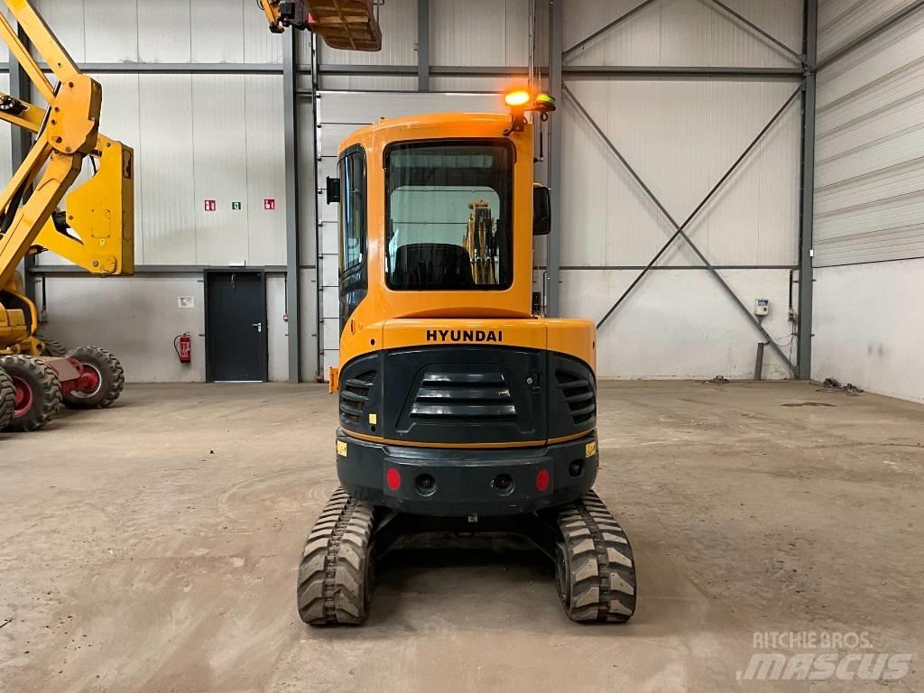 Hyundai R30 Z-9AK Minigrävare < 7t