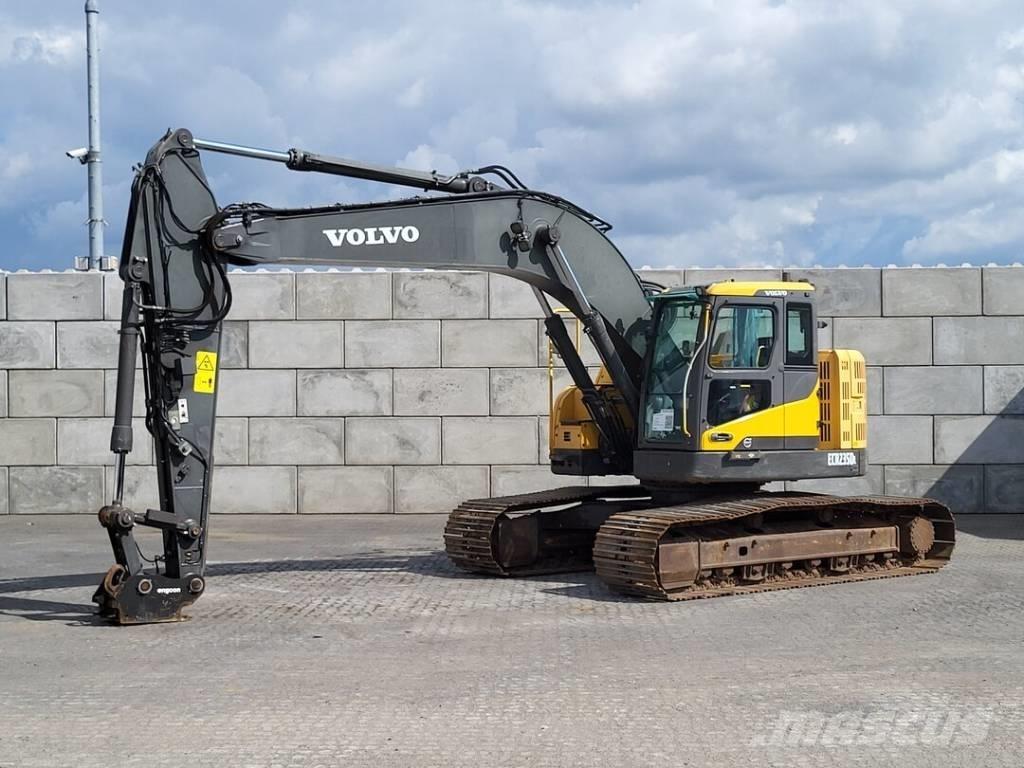Volvo ECR 235 DL Bandgrävare