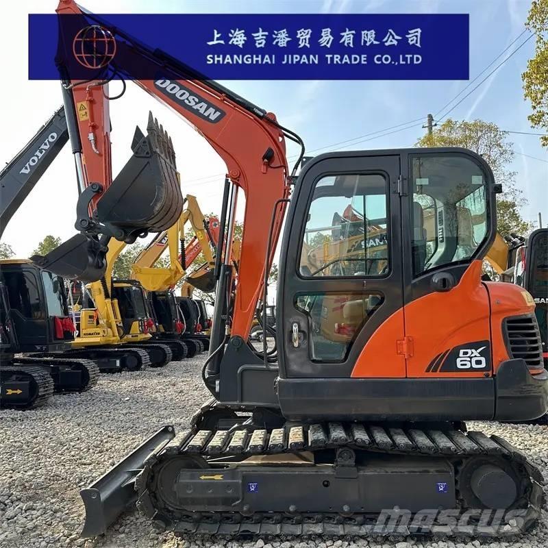 Doosan DX 60 Minigrävare < 7t