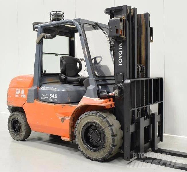 Toyota 7 FD 45 Dieselmotviktstruckar