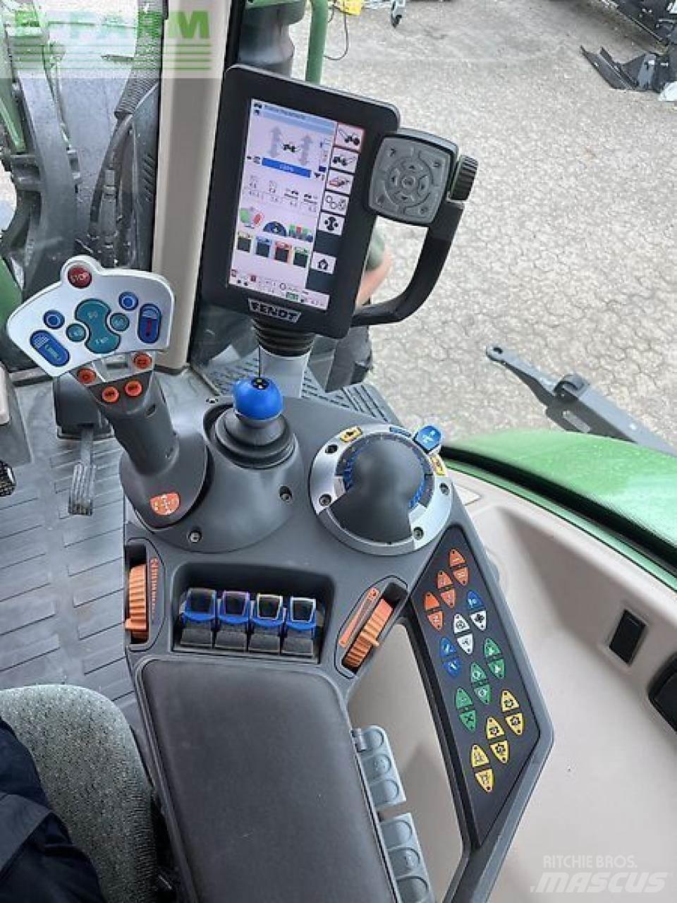 Fendt 716 vario s4 Traktorer