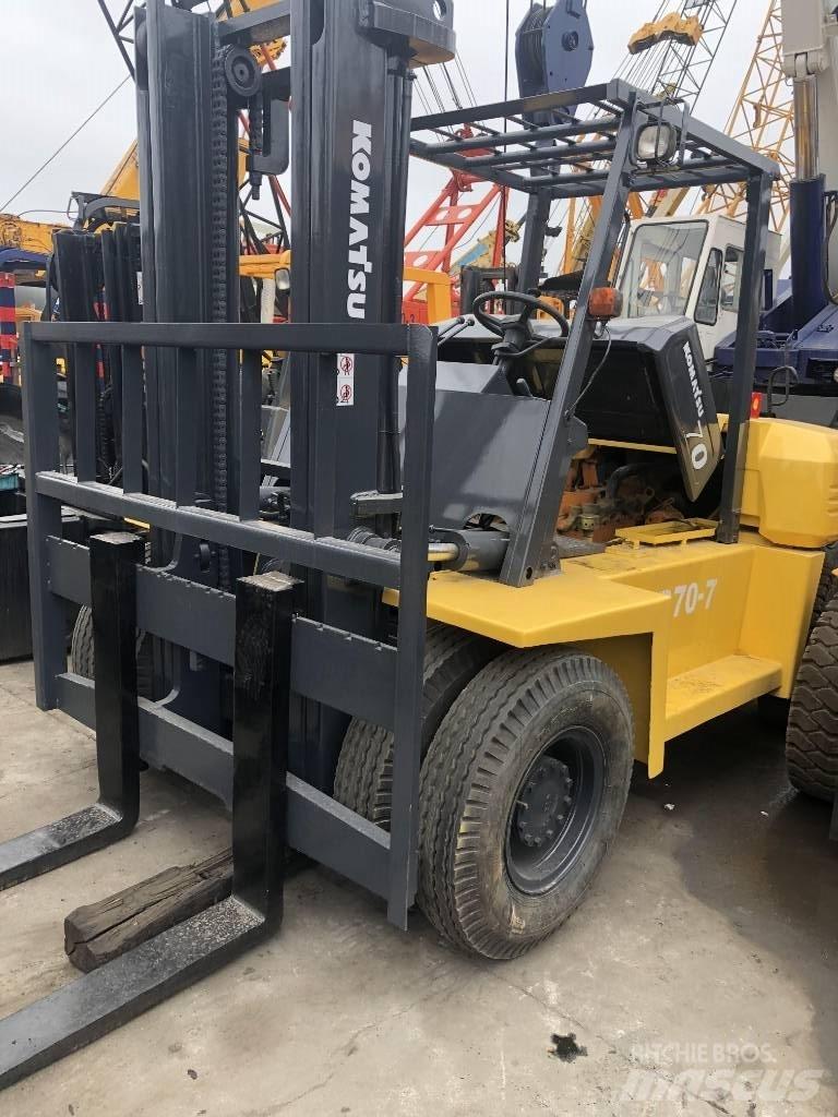 Komatsu 7 Ton Dieselmotviktstruckar