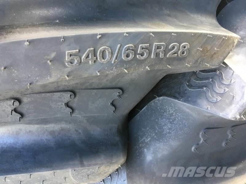 BKT 540/65 R 28 Däck, hjul och fälgar