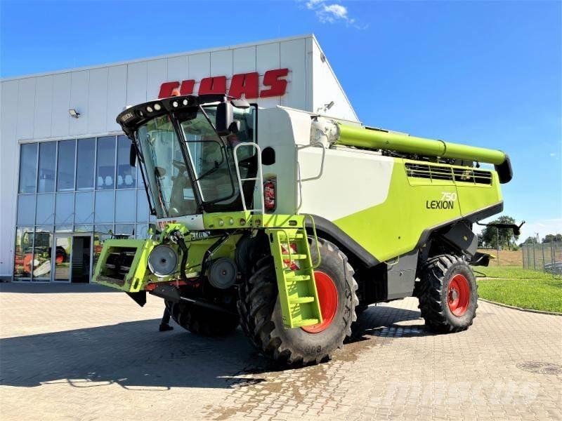 CLAAS LEXION 750 Skördetröskor