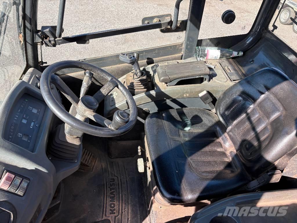 Komatsu WA 90 Hjullastare