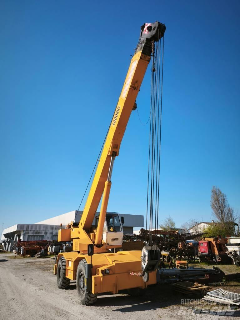 Locatelli Gril 835 Terrängkranar (Grov terräng)
