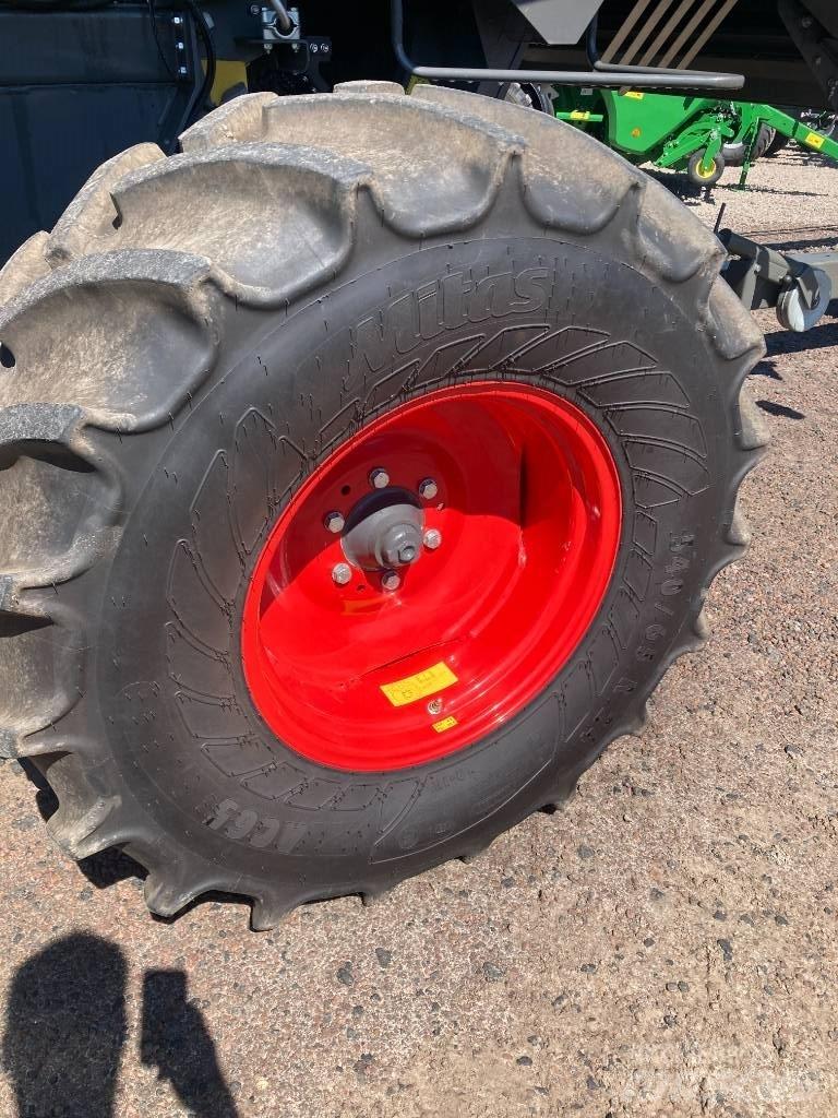 Fendt 5335 C Skördetröskor