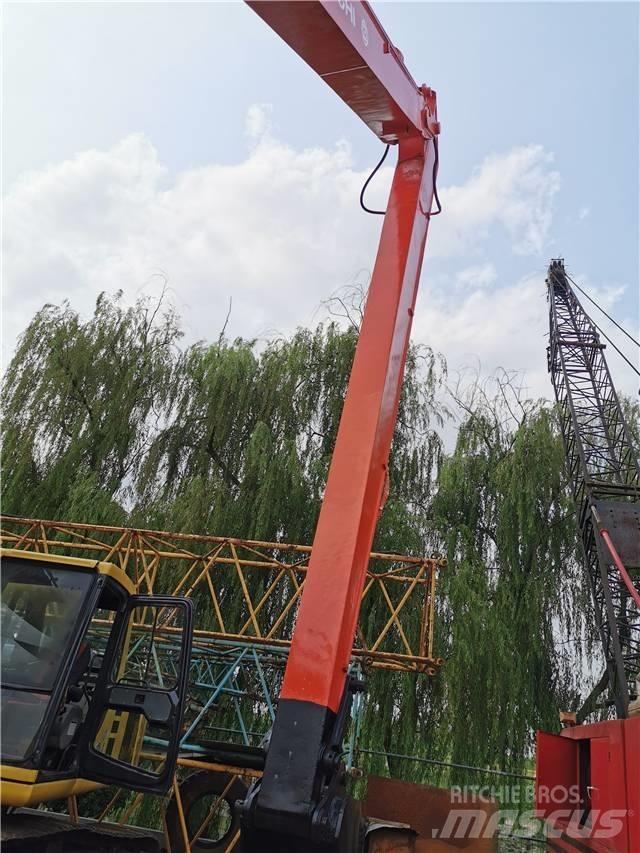 Hitachi EX 220 LC Bandgrävare