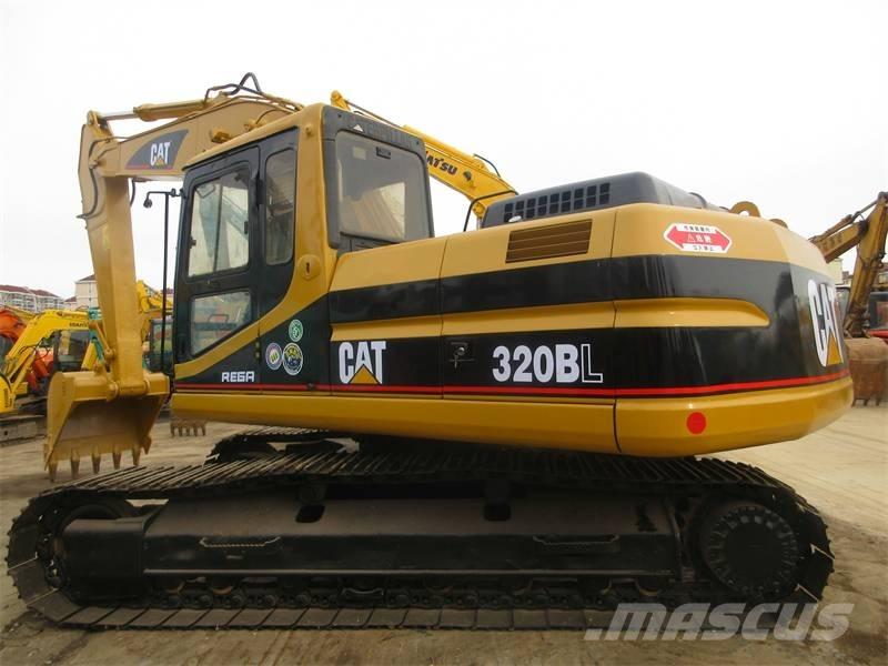 CAT 320 B L Bandgrävare
