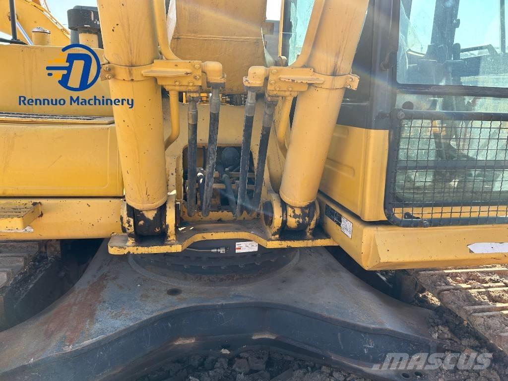 Komatsu PC 450-8 Bandgrävare