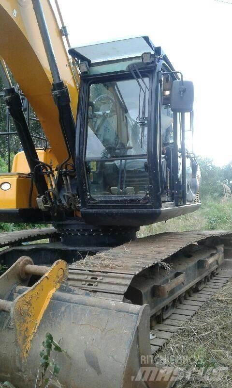 JCB JS220LC Bandgrävare