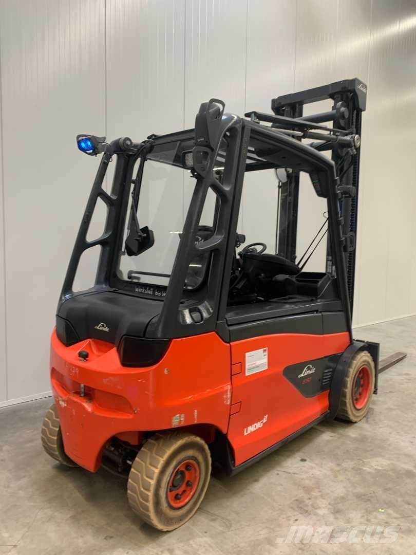 Linde E50HL Elmotviktstruckar