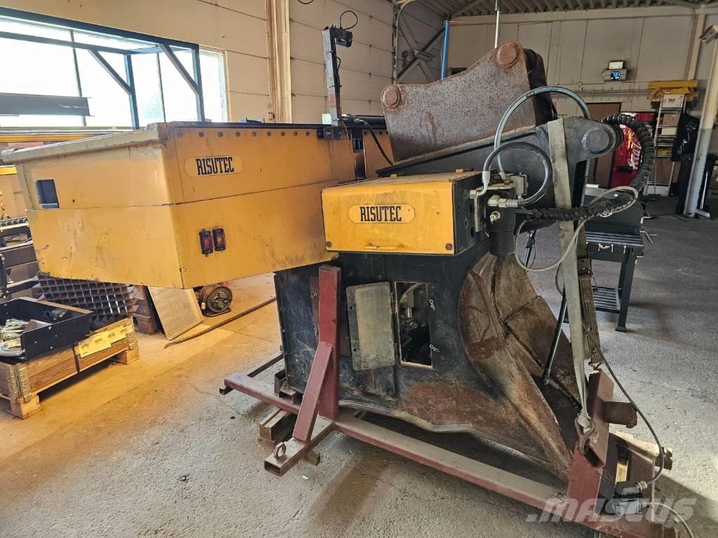  Risutec  TK-200 Redskap till skogsmaskiner