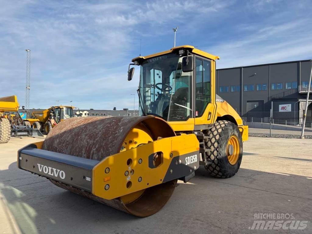 Volvo SD 135 B Envalsvältar