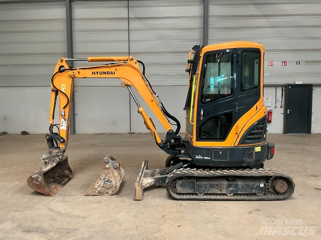 Hyundai 30 Z-9 AK Minigrävare < 7t