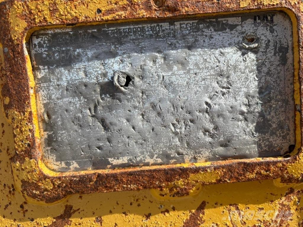 CAT 980 Bucket Skopor