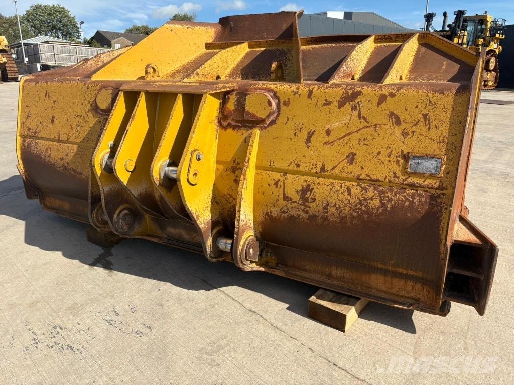 CAT 980 Bucket Skopor