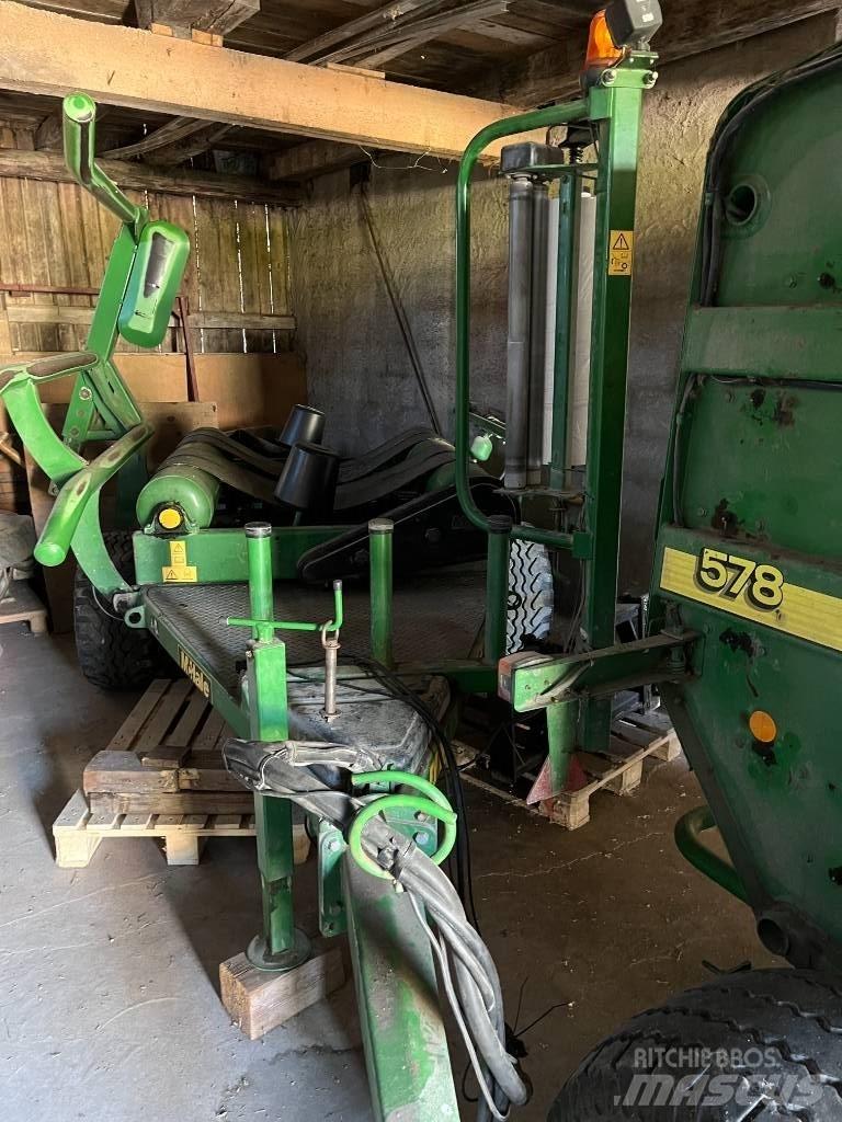 McHale 991 B Inplastare