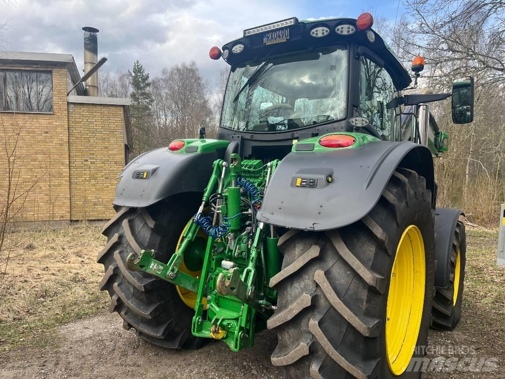 John Deere 6250 R Traktorer