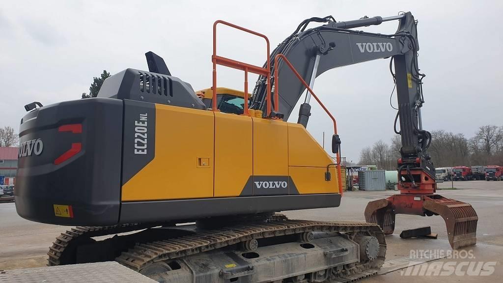 Volvo EC 220 E Bandgrävare