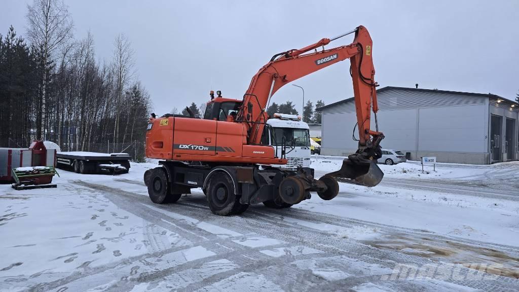 Doosan DX 170 W Hjulgrävare