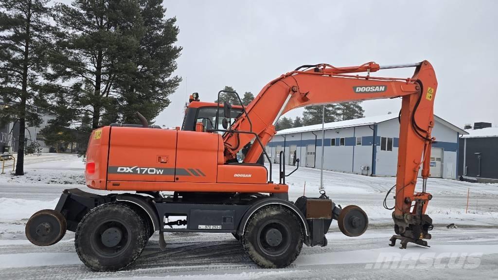 Doosan DX 170 W Hjulgrävare