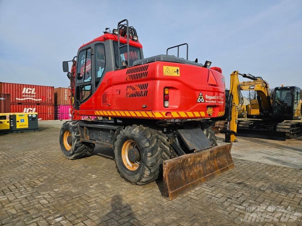 Doosan DX 140 W-3 Hjulgrävare