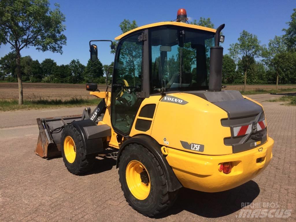 Volvo L 25 F Hjullastare
