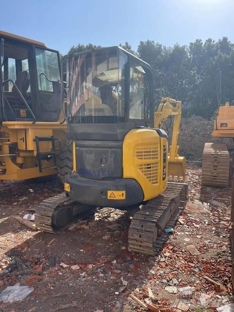 Komatsu PC 35 Bandgrävare