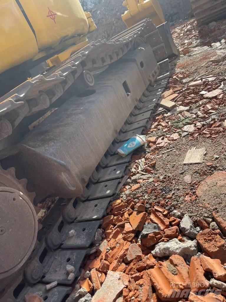 Komatsu PC 35 Bandgrävare