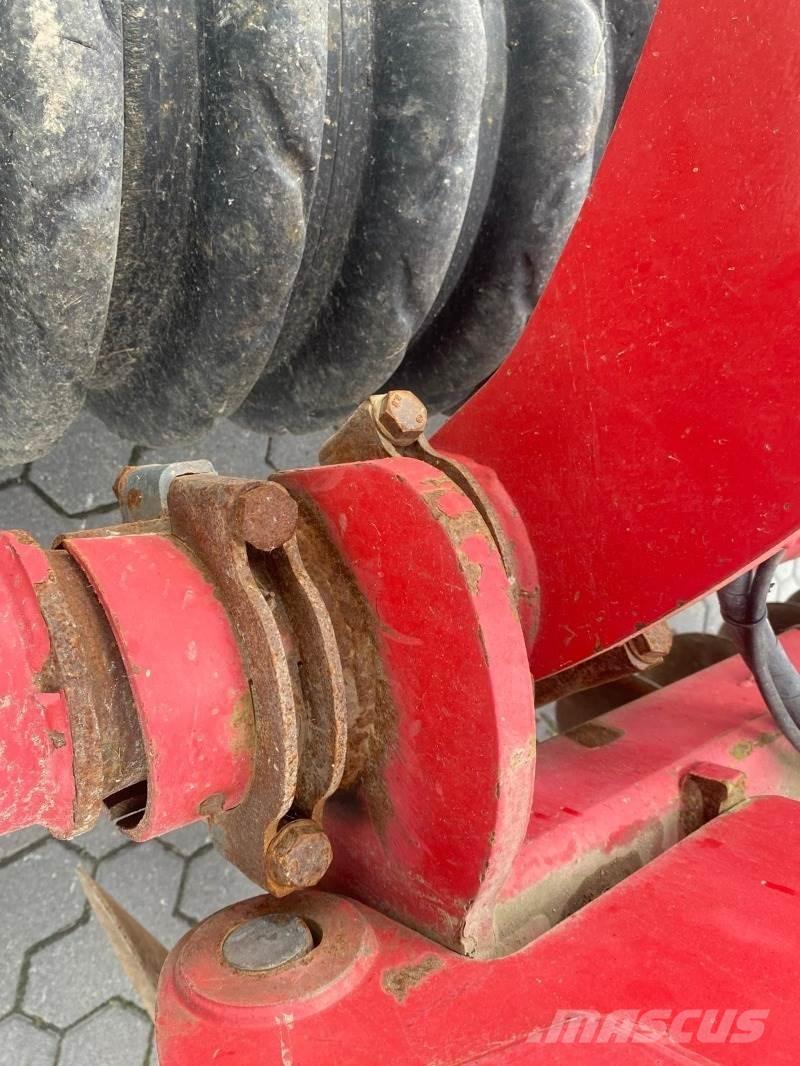 Horsch Joker 8RT Tallriksredskap