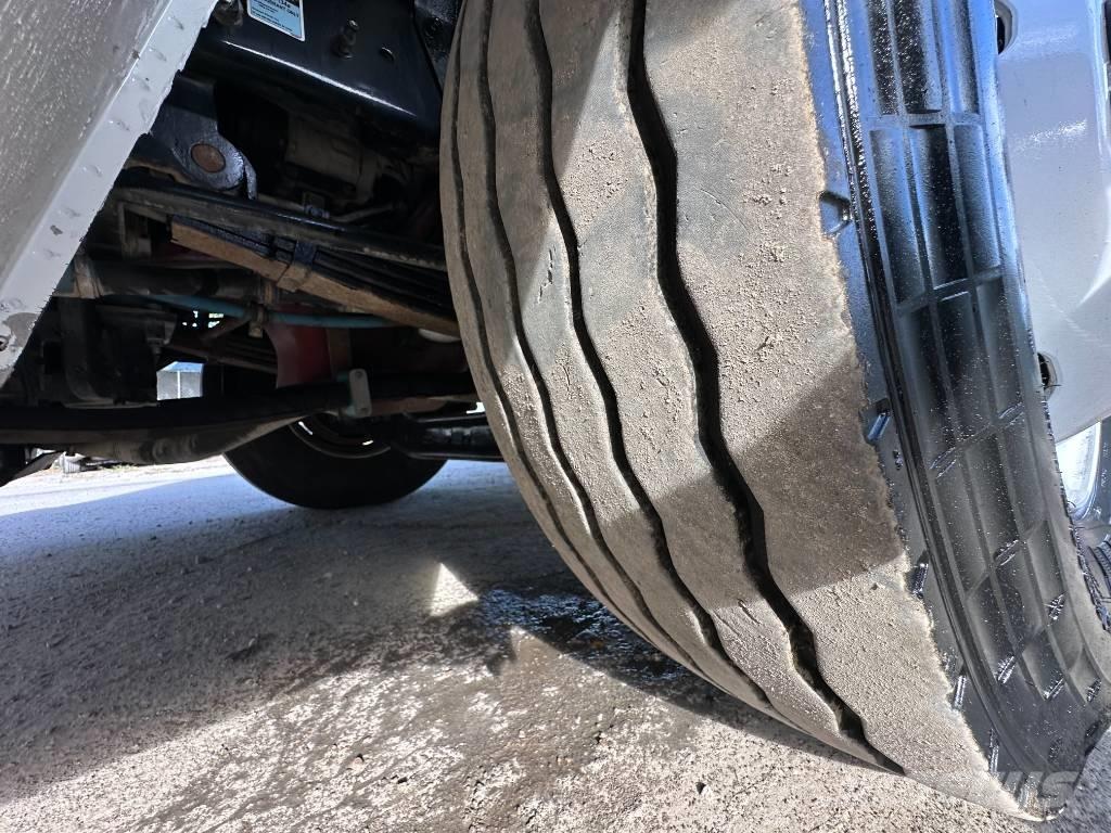 Mack LEU 613 Sopbilar