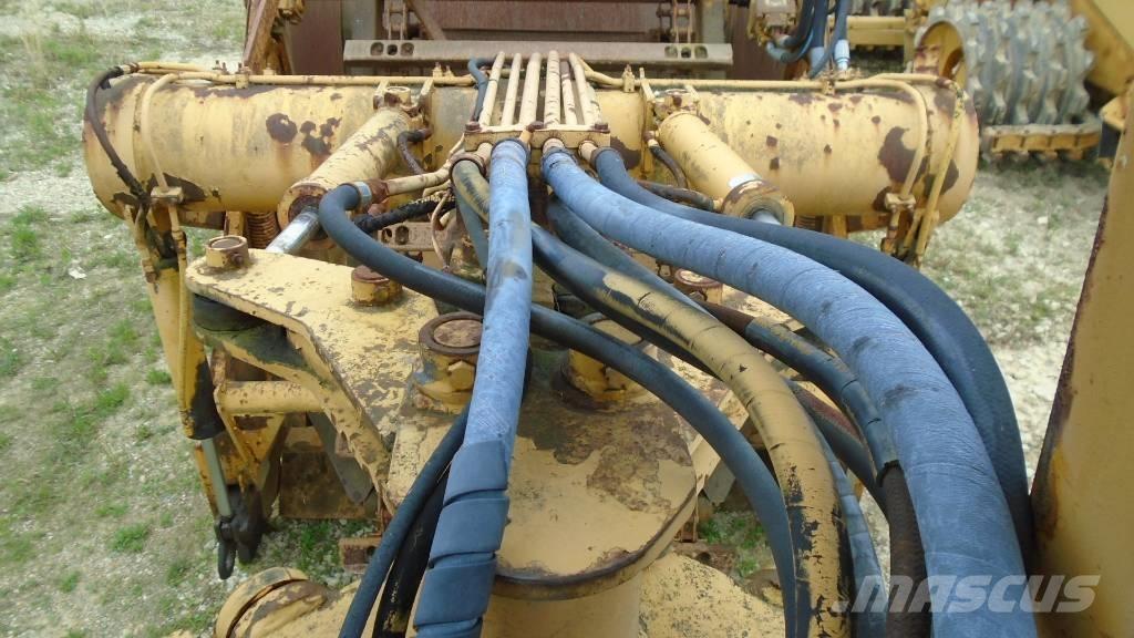 International 412B Schaktvagnar