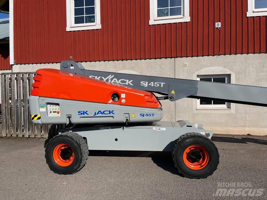 SkyJack SJ 45 T Teleskop bomliftar