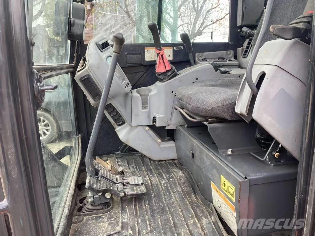 Kubota KX 155 Minigrävare < 7t