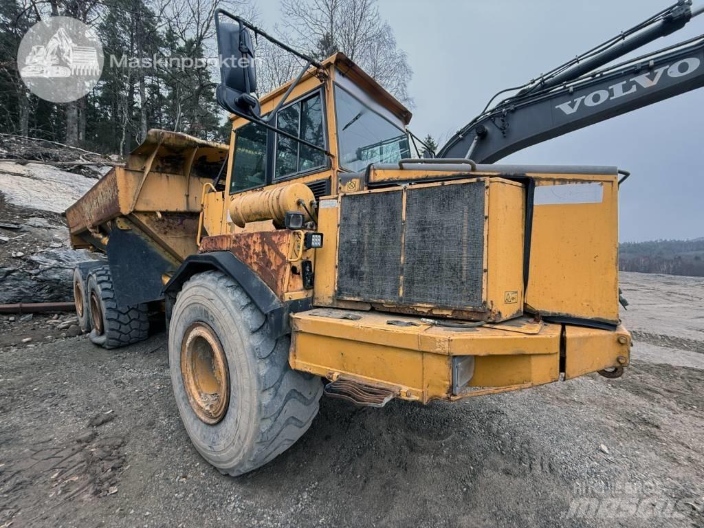 Volvo A 25 C Midjestyrd dumper