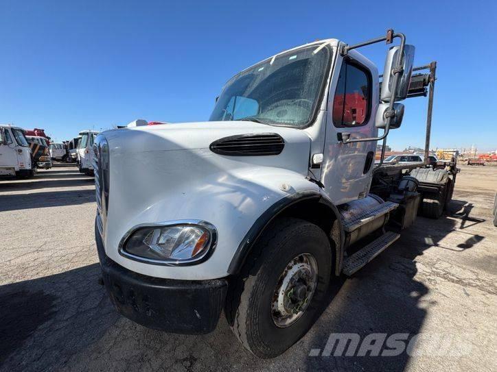 Freightliner M2 Lastväxlare med kabellift