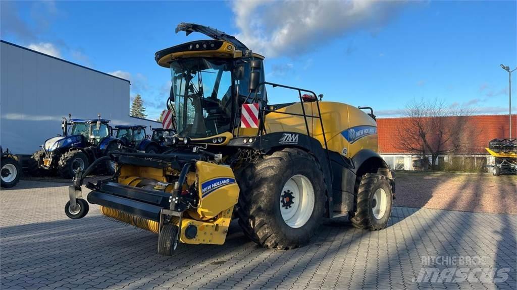 New Holland FR 550 Självgående fälthackar