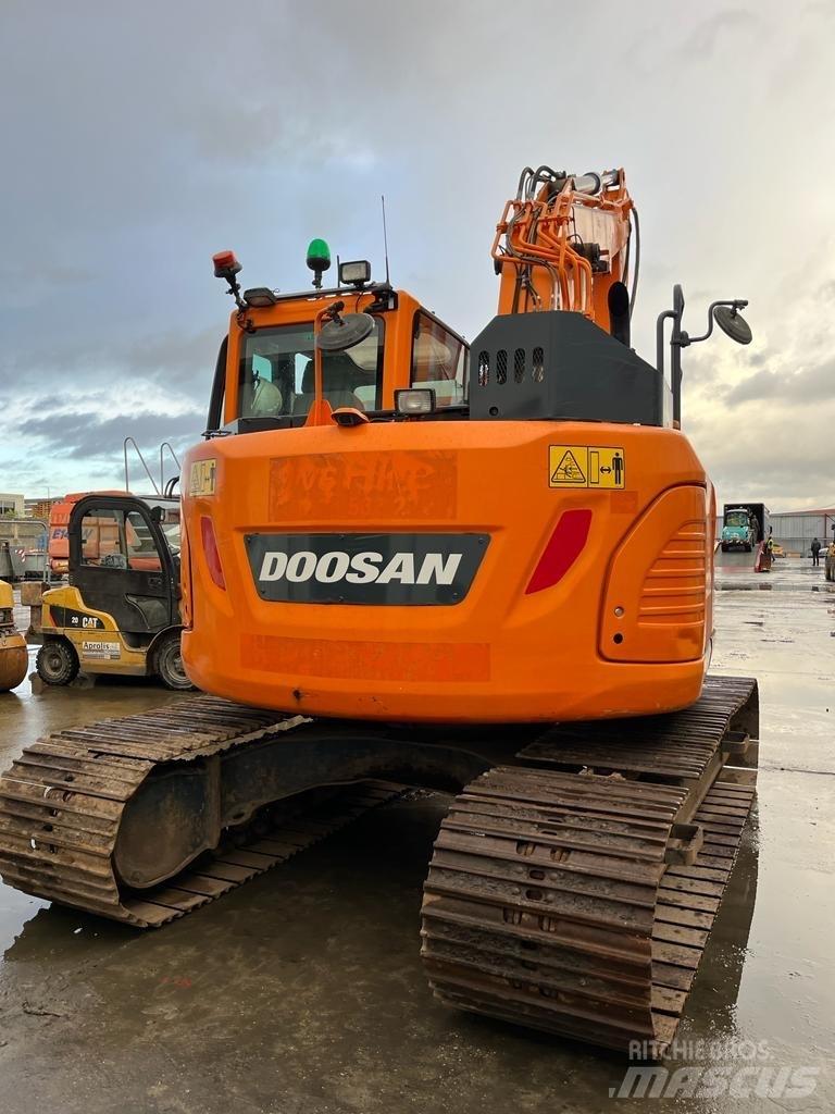 Doosan DX140 LCR Bandgrävare
