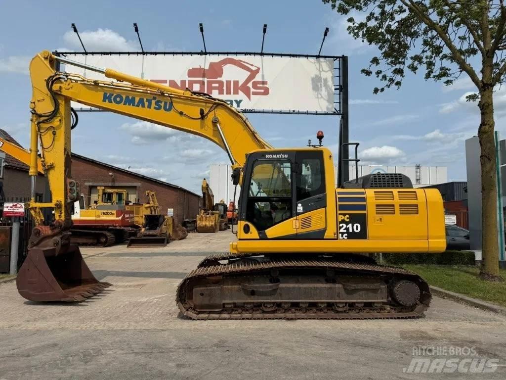 Komatsu PC210LC-10 Bandgrävare