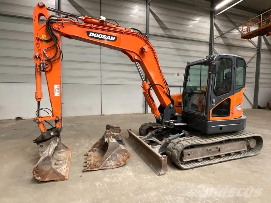 Doosan DX 85 R-3 Midigrävmaskiner 7t - 12t