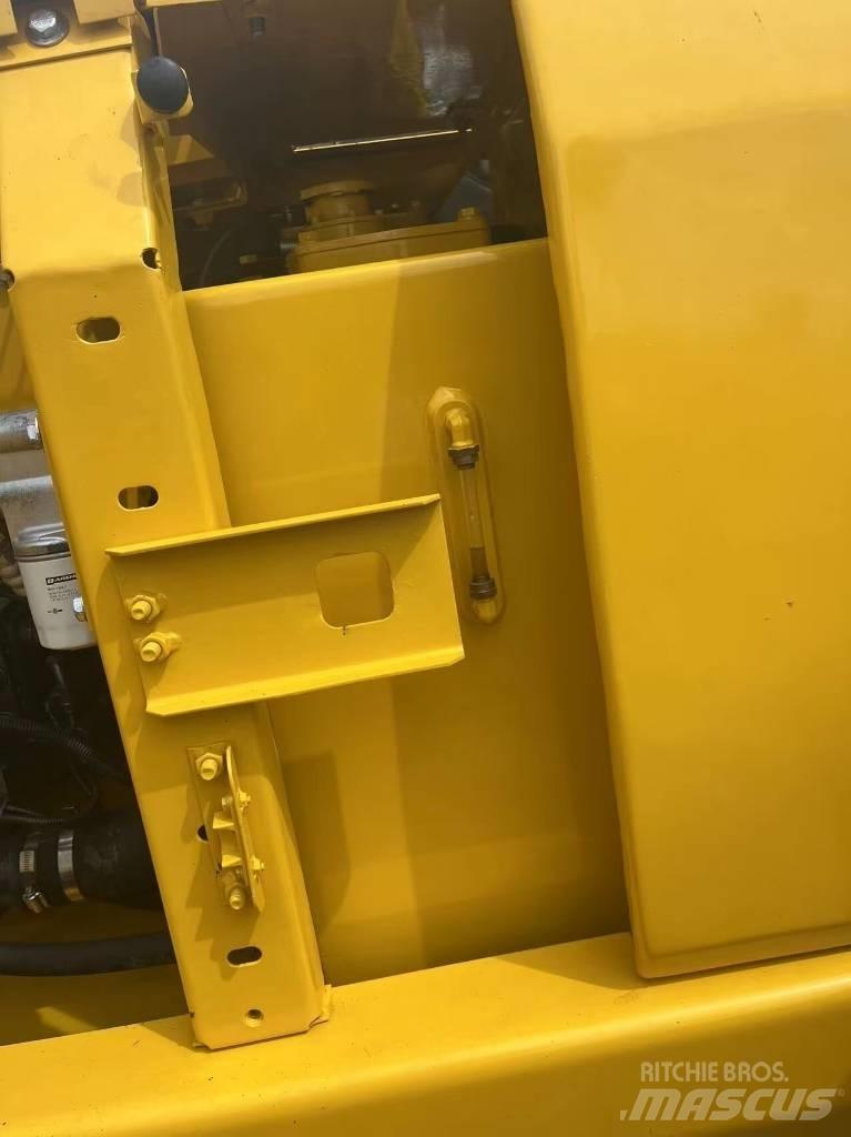 Komatsu PC 130 Midigrävmaskiner 7t - 12t