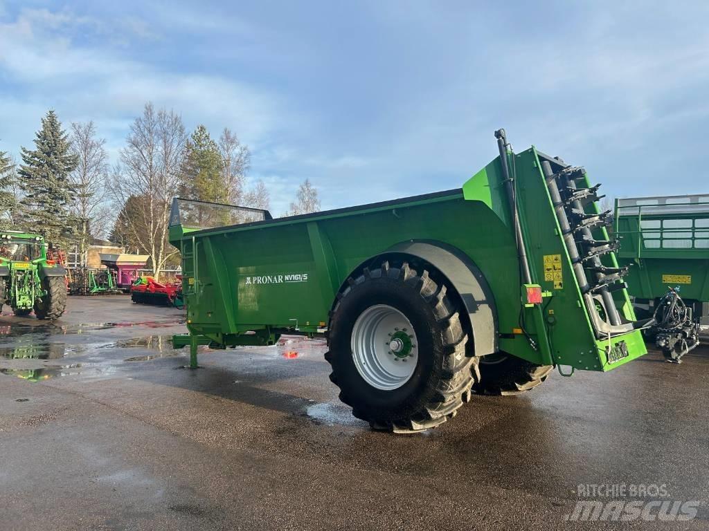 Pronar NV 161/5 Fast- och kletgödselspridare