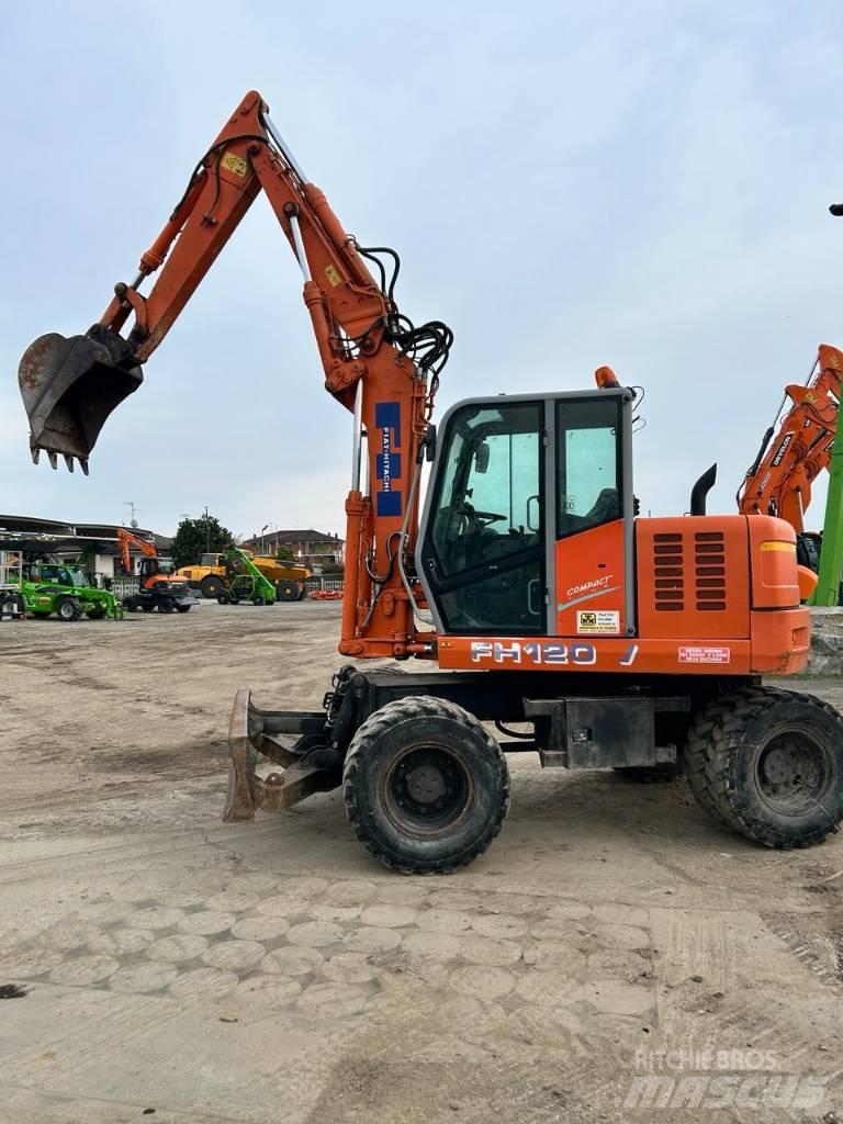 Fiat-Hitachi fh 120 Hjulgrävare