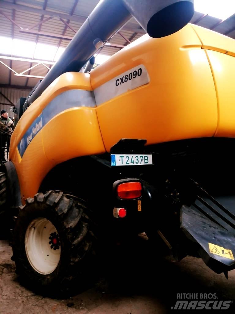 New Holland CX 8090 Skördetröskor